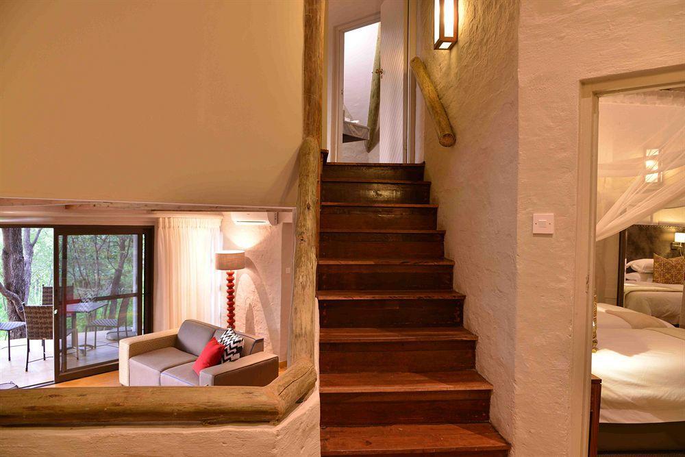 Victoria Falls Safari Suites Kültér fotó