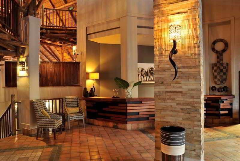 Victoria Falls Safari Suites Kültér fotó