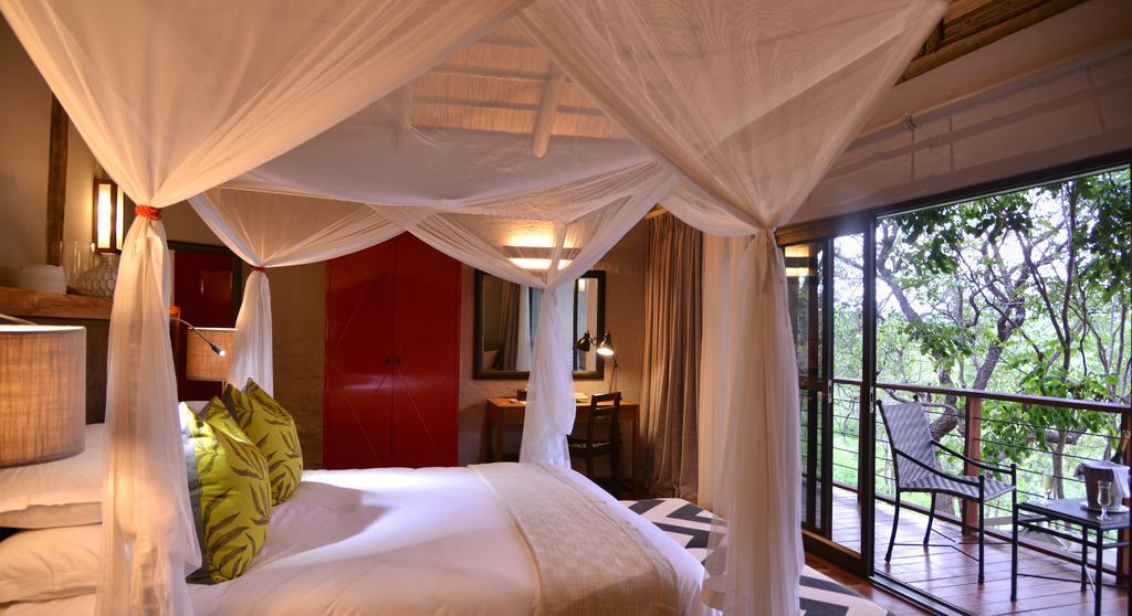 Victoria Falls Safari Suites Kültér fotó