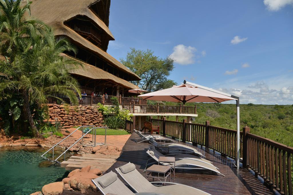 Victoria Falls Safari Suites Kültér fotó