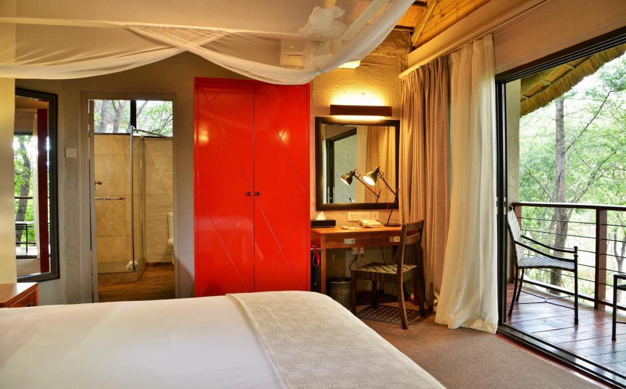 Victoria Falls Safari Suites Szoba fotó