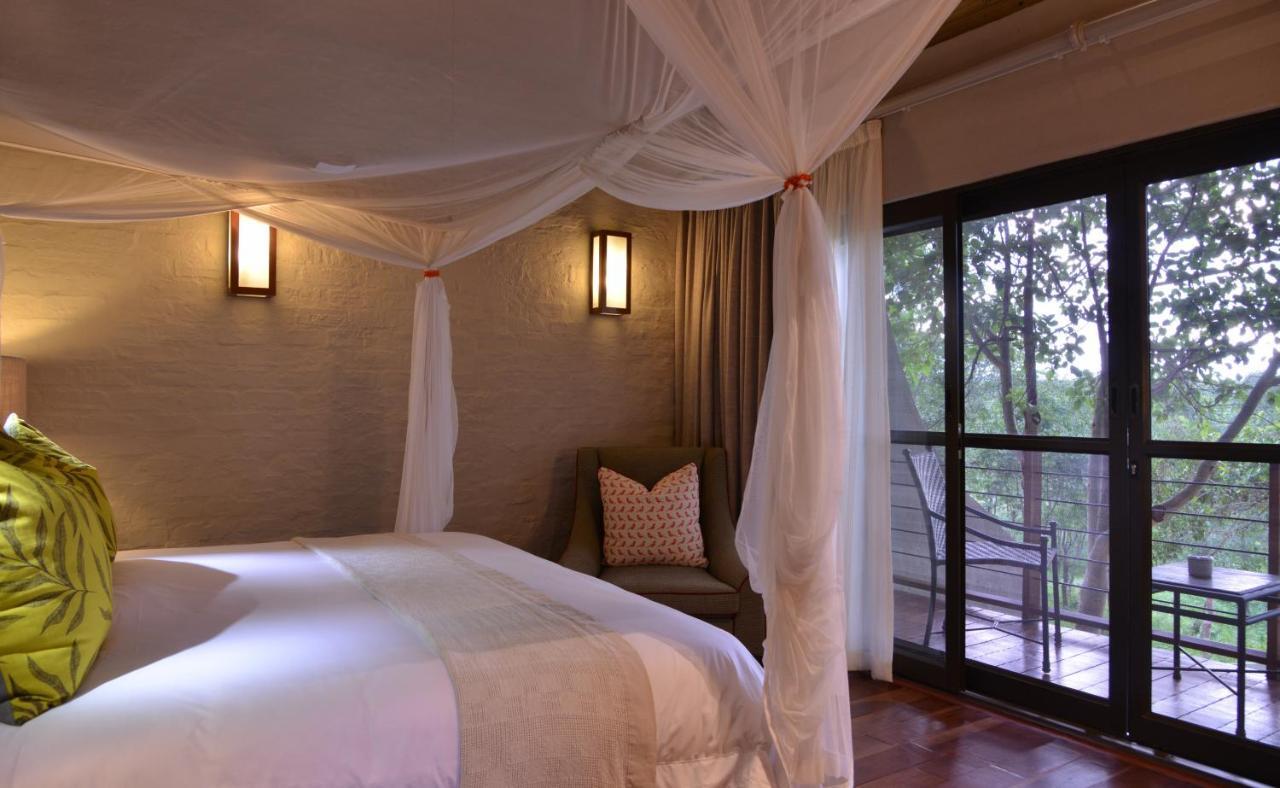 Victoria Falls Safari Suites Szoba fotó